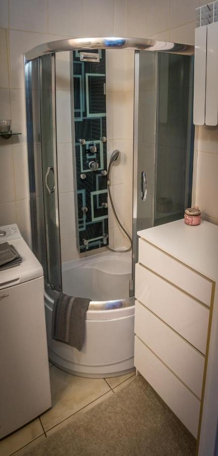 Komfortowy Apartament Seven Niedaleko Centrum Apartment Olsztyn  Exterior photo
